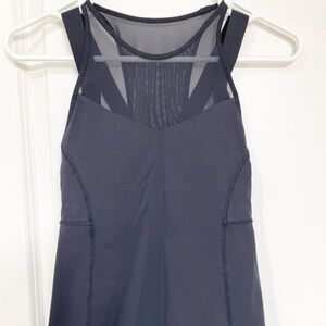 Lululemon black mesh tank with built in sports bra size 2